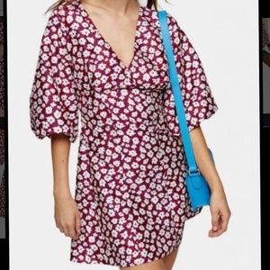 Topshop Petite Daisy Floral Print Puff Sleeve Mini Dress